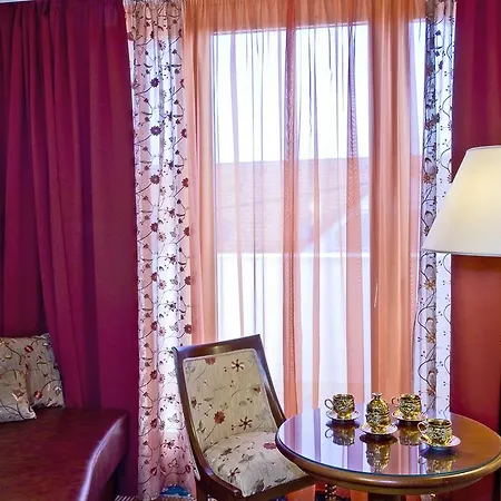 Amira Boutique Wellness & 3*