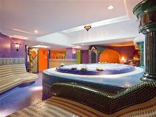 Amira Boutique Wellness & Szálloda 3*